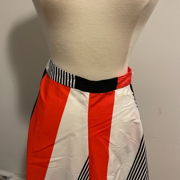Collectif Vintage Orangey Red, Black & White Striped Skirt Women's Size 3x - Picture 2 of 3